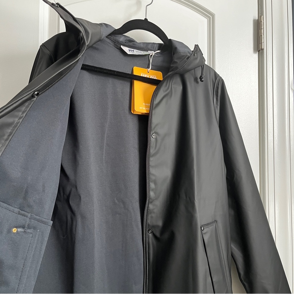 NWT! Helly Hansen Women's Moss Rain Jacket Small - Picture 6 of 14